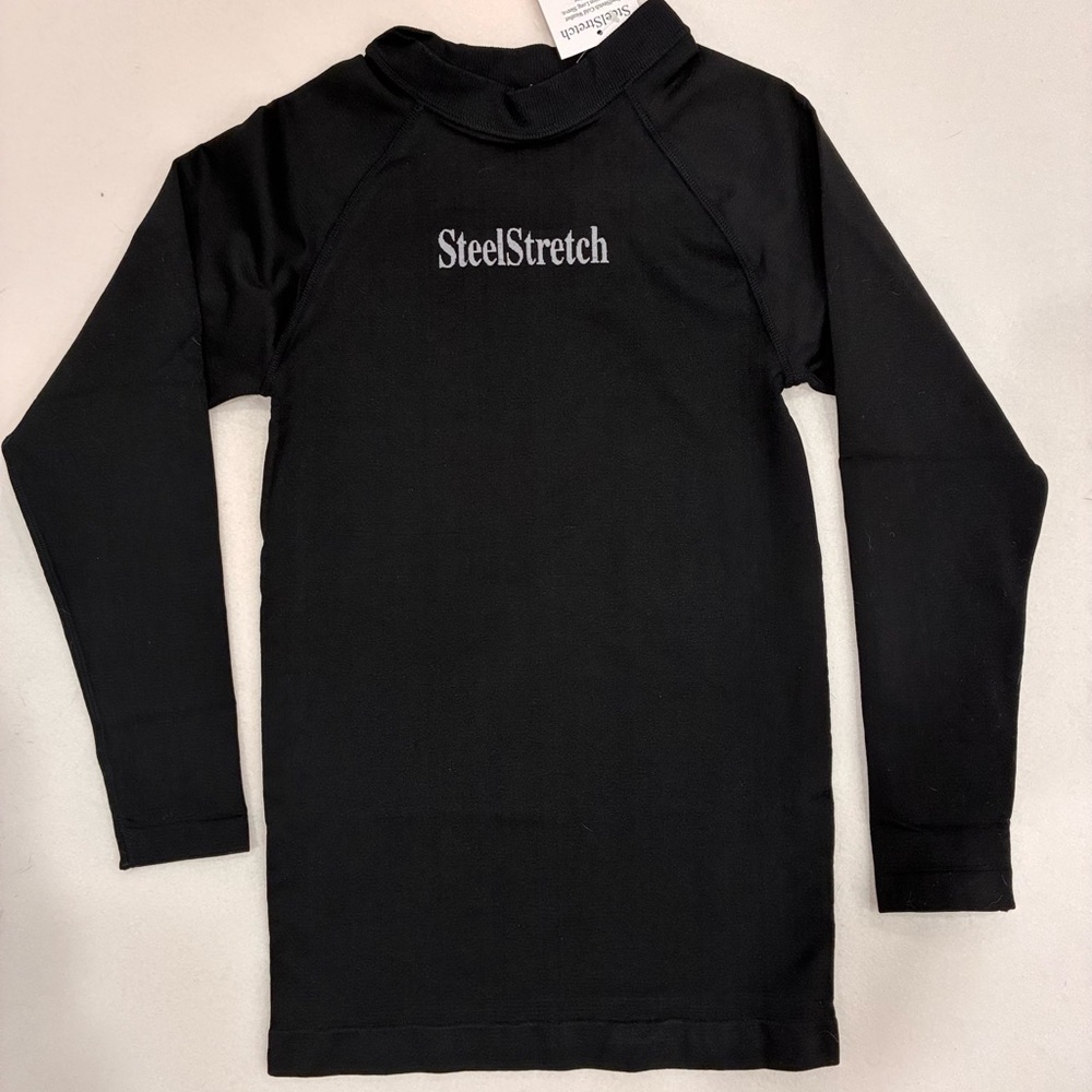 Youth Sports Compression Shirt NEW!!! One Size Fits All, Unisex